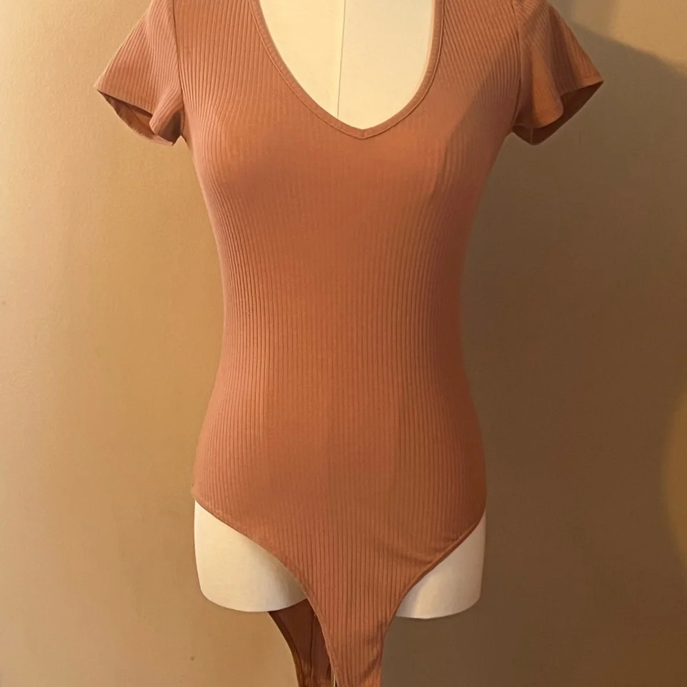 Like New Forever 21 V-Neck Ribbed Bodysuit